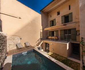 Piscine extérieure, piscine chauffée