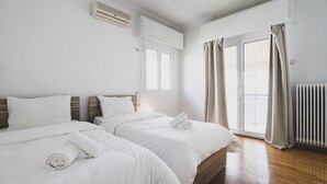 Apartment | 2 bedrooms, Egyptian cotton sheets, premium bedding, iron/ironing board - Mouson spacious and quiet apartment (Palaio Faliro)
