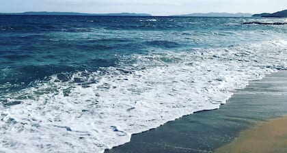 Luxury air-conditioned apartment, panoramic view, 10 minutes from the beach