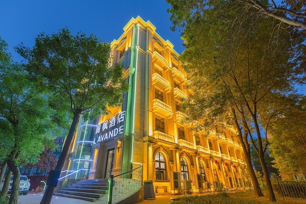 Exterior - Lavande Hotel (Beijing)