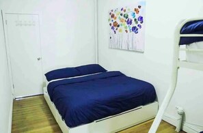 2 bedrooms, WiFi - Cozy Entire Apartment near Time Square. (New York)