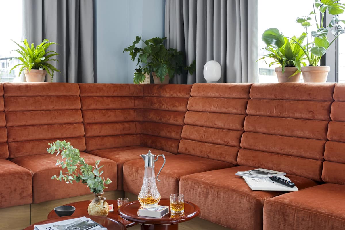 2 Bedroom Beckett Suite | Living area