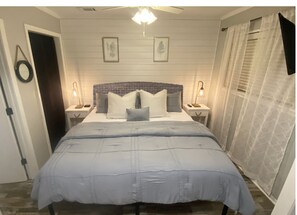 1 bedroom, iron/ironing board, free WiFi, bed sheets