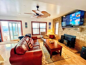 Smart-TV, Videospiele, Bücher, Stereoanlage