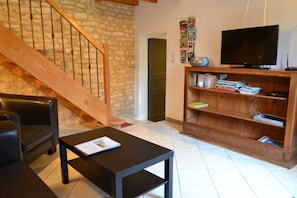 Interior - HAMMOCK AND MACAROONS 16 PERS SWIMMING POOL AND NORDIC BATH (Échallat)