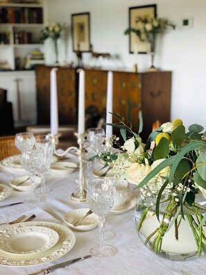 Dining - Classic Circa 1929 Estate by Montpelier, Wineries, Charlottesville, Pet Friendly (Somerset)