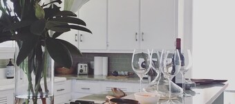 Luxury Stay on Flower Farm by Wineries Near Charlottesville-Pet-Friendly