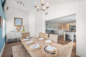 Dining - Snook Haven - Indian Rocks Beach - Large Swim Spa (Indian Rocks Beach)
