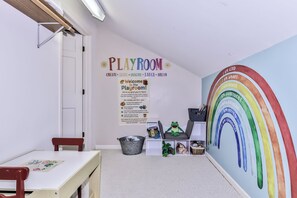 Interior - Secluded YEAR ROUND home on Little St. Germain Lake! (Saint Germain)