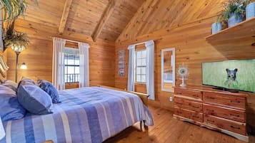 2 bedrooms, iron/ironing board, travel cot, WiFi