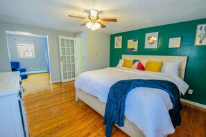 6 Schlafzimmer, Bügeleisen/Bügelbrett, kostenloses WLAN, Bettwäsche