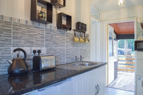 Twit Too Woo - UK6760