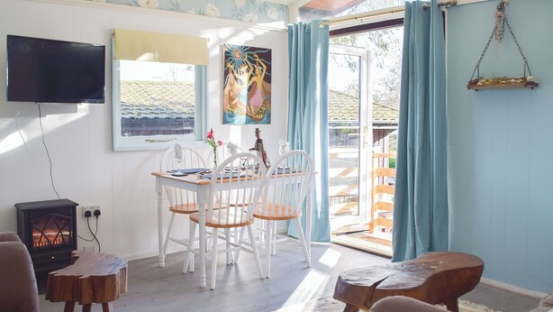 Dining - Twit Too Woo - UK6760 (Cenarth, near Newcastle Emlyn)
