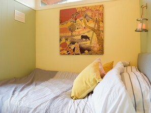 2 bedrooms, free WiFi, bed sheets
