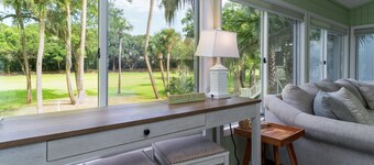 Cheerful 3BR/2BA Cottage on Golf Course! Amenity access included! Pet Friendly-1 dog!