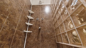 Familienzimmer | Badezimmer