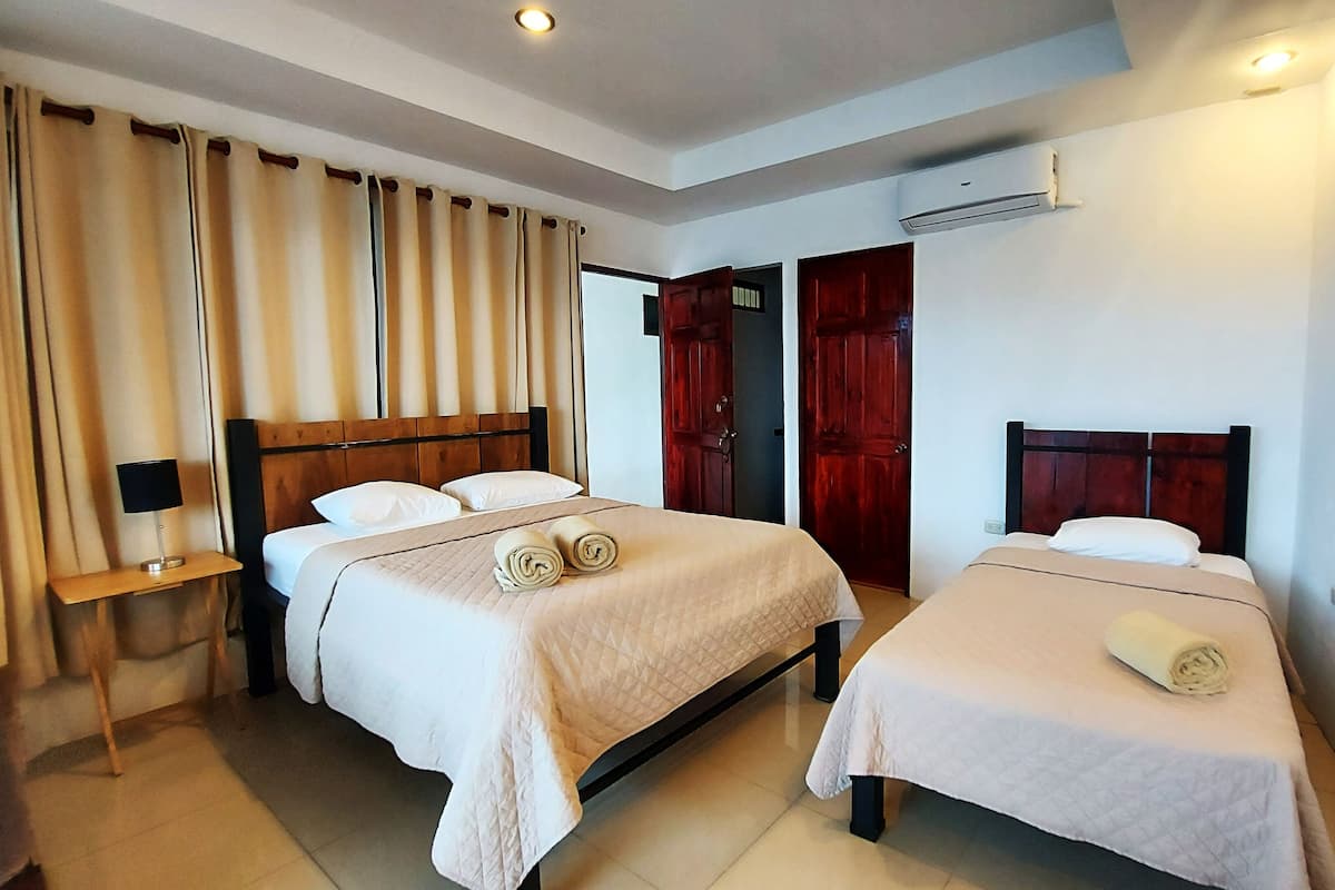 Chambre triple Deluxe | Accès au Wi-Fi (inclus)