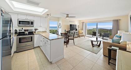 Corner Direct Oceanfront Condo Stunning Views S. Hutchinson Island