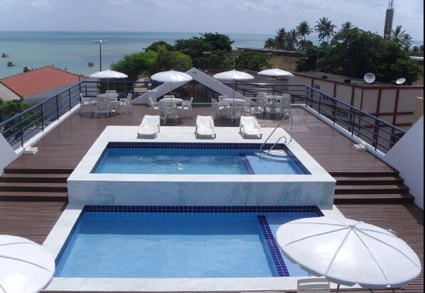 Piscina externa