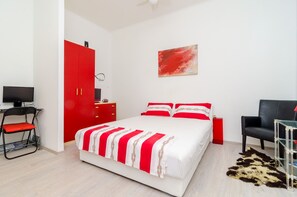 Studio (Comfort Studio Apartment with Terrace) | Free WiFi, bed sheets - Apartment Caceris (Dubrovnik)