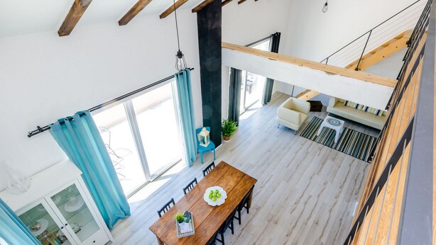 Biệt thự (Four Bedroom Villa with Terrace and S) | Phòng ăn
