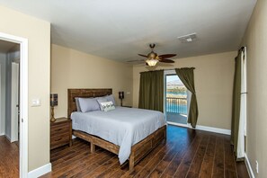 5 chambres, fer et planche à repasser, Wi-Fi gratuit, draps fournis