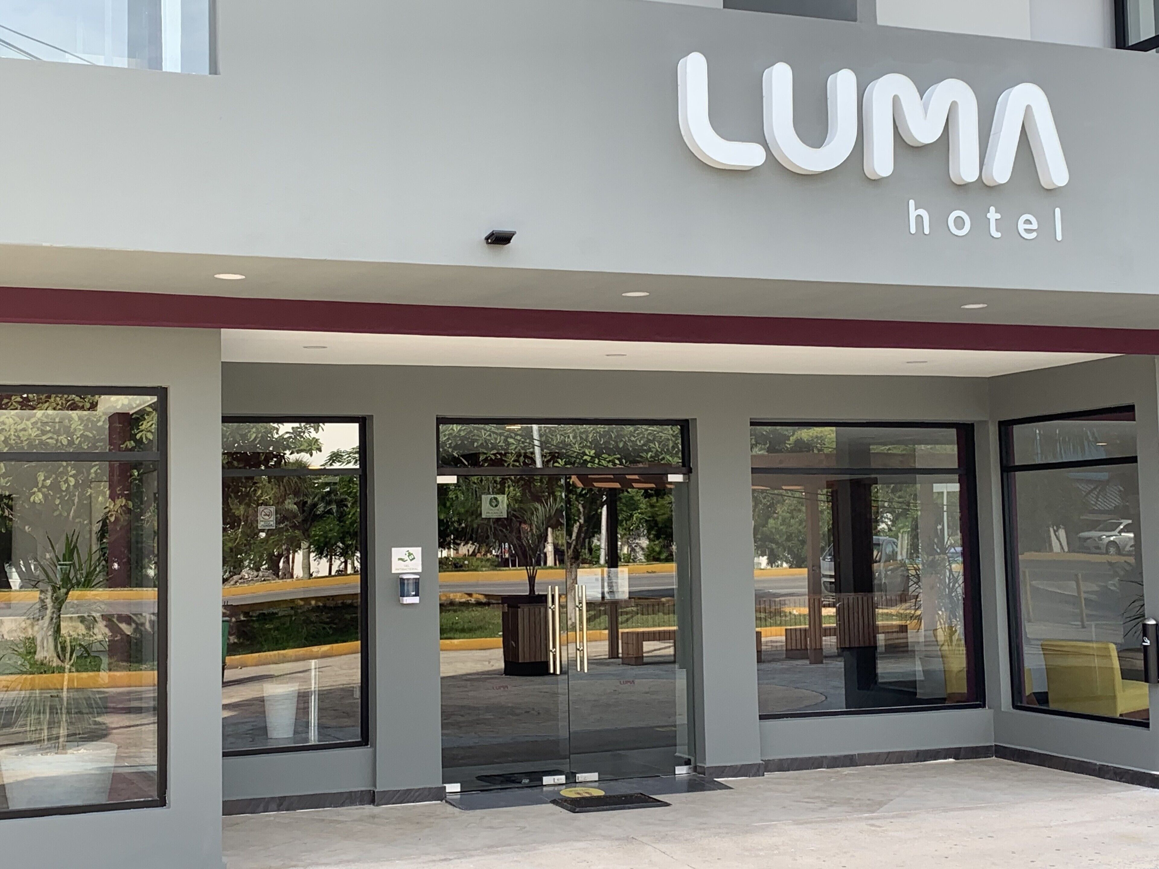 Façana frontal de l'allotjament