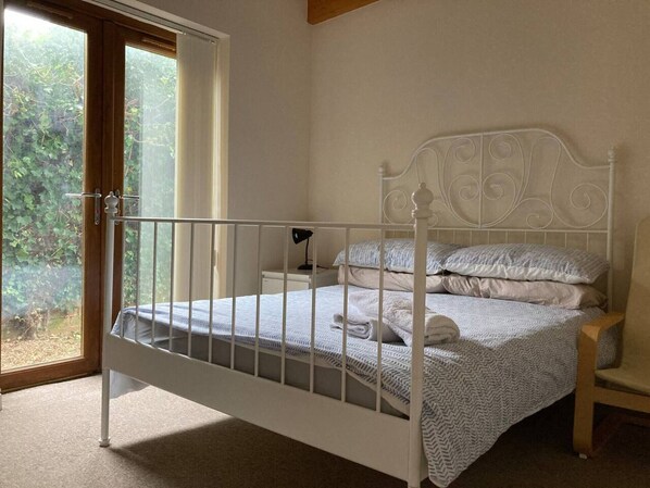 Apartment | 1 bedroom, free WiFi, bed sheets