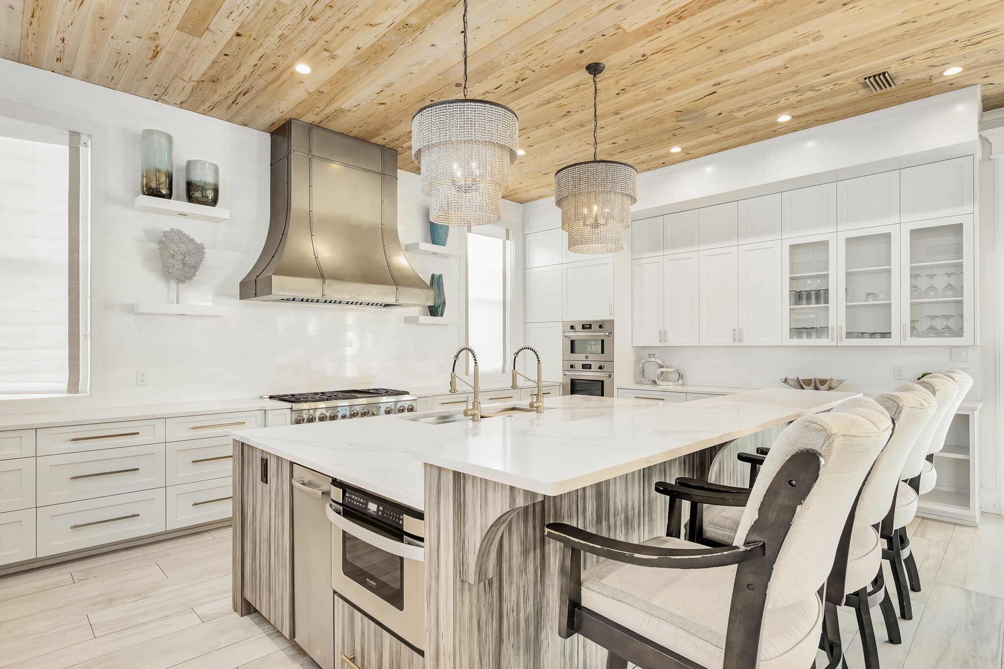 ثلاجة، ميكروويف، فرن، غسالة أطباق