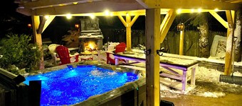 - Placid Peak Lodge - Great Central location in the village