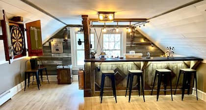 - Placid Peak Lodge - Great Central location in the village