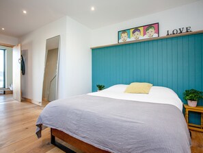 3 bedrooms, free WiFi, bed sheets - 3 bedroom accommodation in Blunts, near Saltash (Blunts, near Saltash)