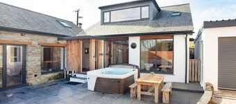 3 bedroom accommodation in Blunts, near Saltash