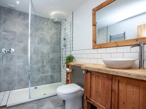 Towels - 3 bedroom accommodation in Blunts, near Saltash (Blunts, near Saltash)