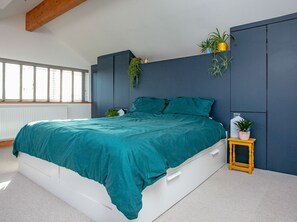 3 عدّة غرف نوم وواي فاي مجانًا وملاءات أسرّة