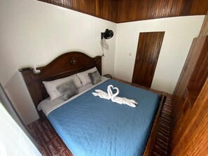 3 Schlafzimmer, Bügeleisen/Bügelbrett, Reisekinderbett, kostenloses WLAN
