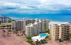 Exterior - Coastal Escape ● Steps to Beach ● Sunset Views (Fort Myers Beach)