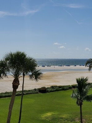 On the beach, sun-loungers, beach towels - Sunshine Escape • Steps to the Beach • Sunset Views! (Fort Myers Beach)
