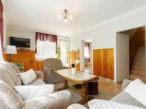 TV - Vacation home Kaiser by Interhome (Balatonfenyves)