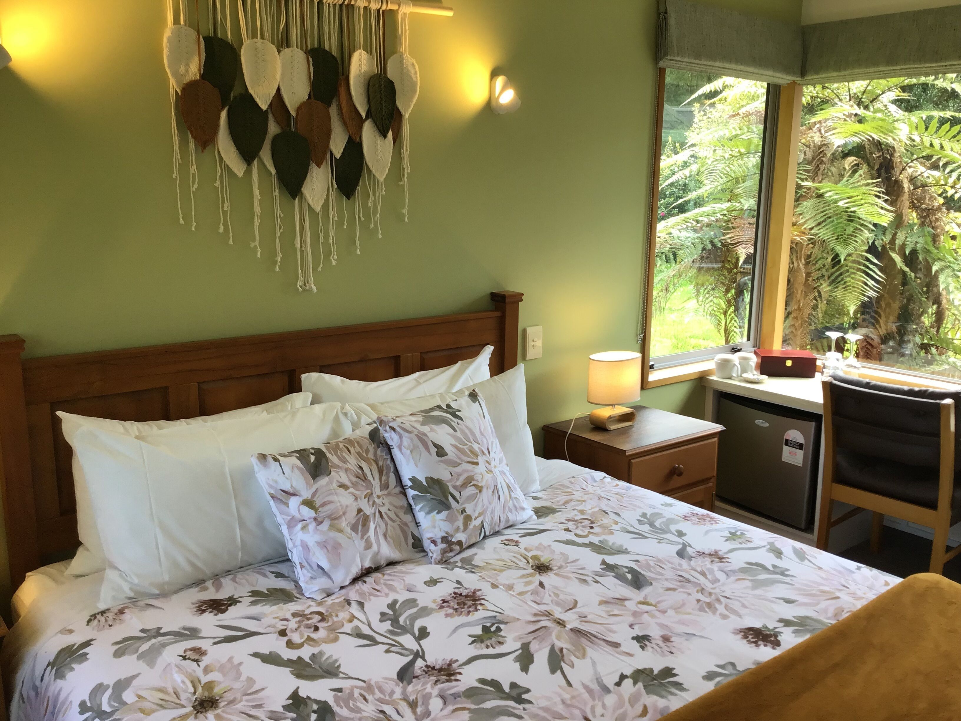 Egyptian cotton sheets, premium bedding, pillow-top beds, in-room safe