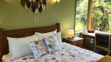 Egyptian cotton sheets, premium bedding, pillow-top beds, in-room safe