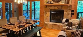 Rally Point, Creekside retreat in the Smokies`
