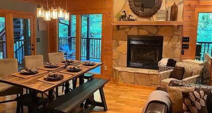 Rally Point, Creekside retreat in the Smokies`