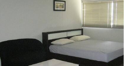 Welcome to Dmk Don Mueang Airport Guest House Bangkok Thailand