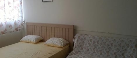 Shared Dormitory, 1 Bedroom, City View | 1 bedroom, WiFi