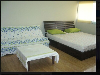 Room in Apartment - T8 Guest House Don Mueang Challenger
