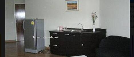 Dormitorio compartido, 1 habitación, vista a la ciudad | 1 habitación y wifi