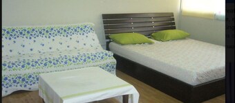 T8 Guest House Don Mueang Challenger, Located in Bangkok