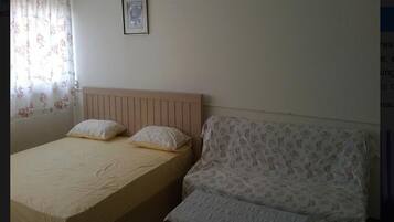 Zimmer, 1 Schlafzimmer, Stadtblick | Wohnbereich