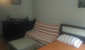 Room, 1 Bedroom, City View | Living room - Room in B&B - Impact Challenger Muang Thong Thani Apartment (Pak Kret)
